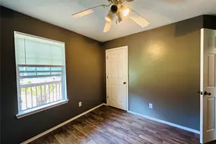 17001 Valley Ln, Conroe, TX 77306 - Photo 6