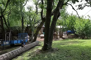 276 Hilltop Dr, Ennis, TX 75119 - Photo 14