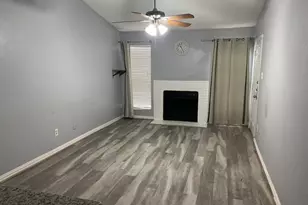 10075 Westpark Dr, Houston, TX 77042 - Photo 4