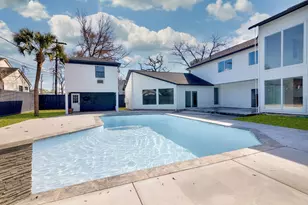 12564 Memorial Dr, Houston, TX 77024 - Photo 8