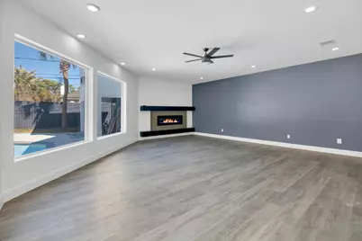 12564 Memorial Drive, Houston, TX 77024 - Photo 22
