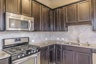 10103 Blue Point Juniper Drive, Houston, TX 77075 - Photo 16