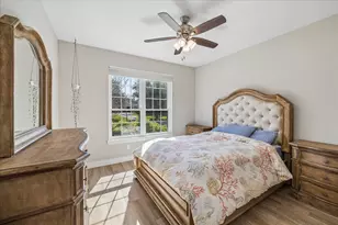 2314 River Blossom Ln, Kingwood, TX 77345 - Photo 10