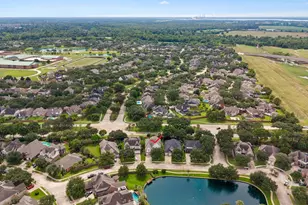 6011 Katie Leigh Ln, Sugar Land, TX 77479 - Photo 4