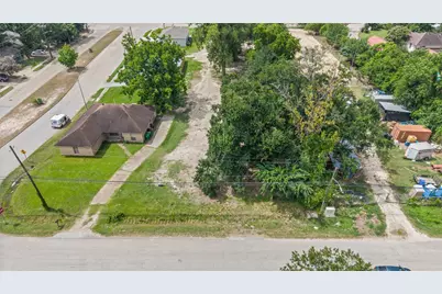 2203 Paul Quinn B Street, Houston, TX 77091 - Photo 2