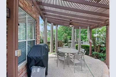 11 Barlow Ct, The Woodlands, TX 77382 - Photo 16