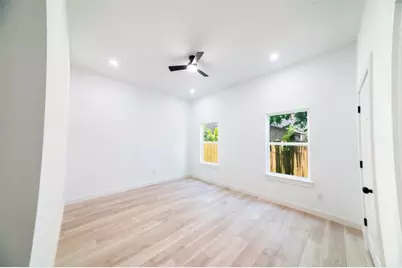 333 Delaware St #A, Houston, TX 77029 - Photo 10