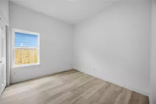 333 Delaware St, Houston, TX 77029 - Photo 12