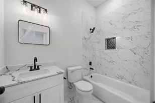 333 Delaware St, Houston, TX 77029 - Photo 10