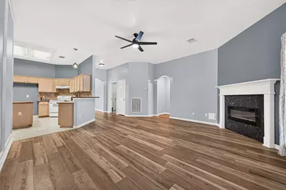 12007 Viola Court, Pinehurst, TX 77362 - Photo 2