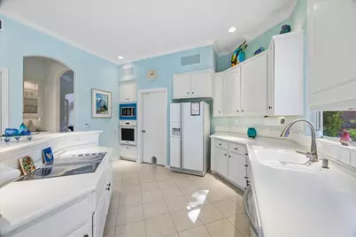 3827 Partridgeberry Court, Houston, TX 77059 - Photo 14