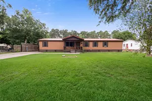 15807 Cypress Garden Dr, Tomball, TX 77377 - Photo 2