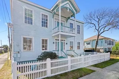 2417 Avenue M, Galveston, TX 77550 - Photo 14