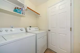 11830 Hueco Tanks Dr, Sugar Land, TX 77498 - Photo 10