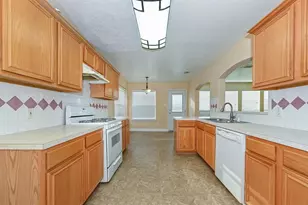 11830 Hueco Tanks Dr, Sugar Land, TX 77498 - Photo 8