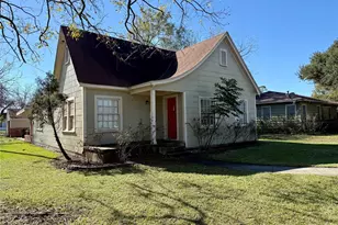 2824 4th St, Bay City, TX 77414 - Photo 1