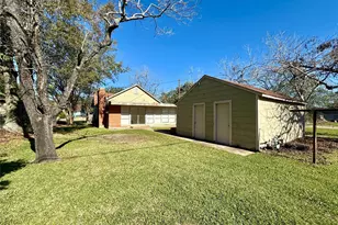 2824 4th St, Bay City, TX 77414 - Photo 28