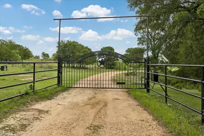 1611 Bartons Creek Road Road, Smithville, TX 78957 - Photo 42