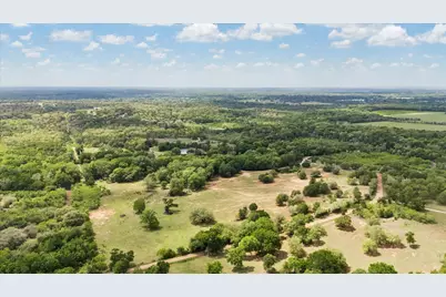 1611 Bartons Creek Road Road, Smithville, TX 78957 - Photo 4