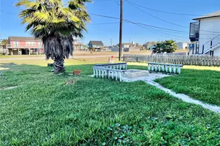 610 Seashell Dr, Surfside Beach, TX 77541 - Photo 42