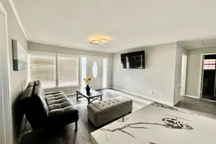 610 Seashell Dr, Surfside Beach, TX 77541 - Photo 10