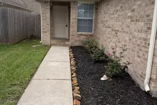 11323 Canyon Shore Dr, Humble, TX 77396 - Photo 2