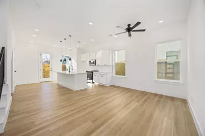 1466 Ferguson Way #B, Houston, TX 77088 - Photo 6