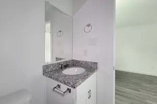 8122 Sterlingshire St, Houston, TX 77078 - Photo 24