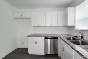 8122 Sterlingshire St, Houston, TX 77078 - Photo 6