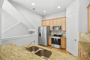 1602 Colorado St, Houston, TX 77007 - Photo 10