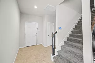 1607 City Pass Ln, Houston, TX 77047 - Photo 8