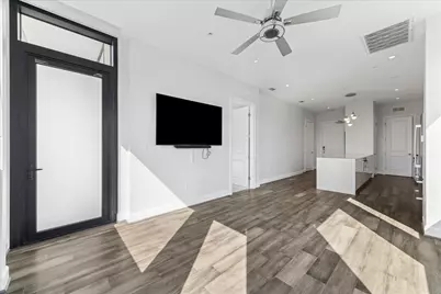 1211 Caroline Street #1504, Houston, TX 77002 - Photo 10