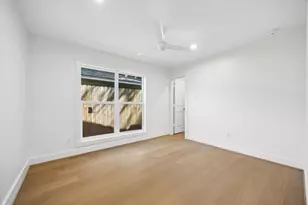 10659 Mayfield Rd, Houston, TX 77043 - Photo 18