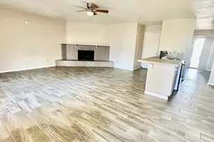 16118 Lazy Ridge Rd, Houston, TX 77053 - Photo 6