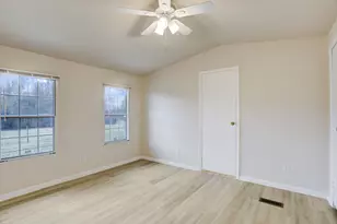 5806 S Hwy 35, Alvin, TX 77511 - Photo 10