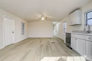 5806 S Hwy 35, Alvin, TX 77511 - Photo 6