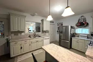 903 Bowie St, Columbus, TX 78934 - Photo 10