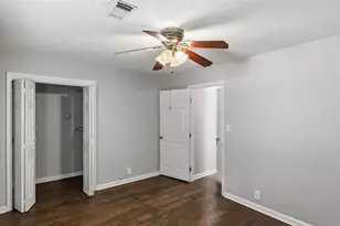 103 N Texas St, Madisonville, TX 77864 - Photo 18