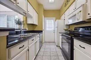 7575 Cambridge St, Houston, TX 77054 - Photo 14