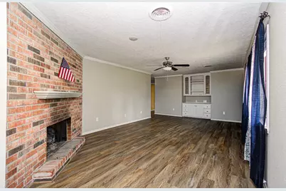 915 Hackberry Street, La Porte, TX 77571 - Photo 22