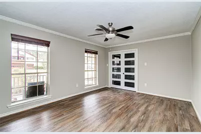 915 Hackberry Street, La Porte, TX 77571 - Photo 12