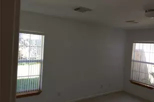 10802 Heatherford Dr, Houston, TX 77041 - Photo 12