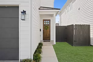 2211 Mansfield St, Houston, TX 77091 - Photo 2