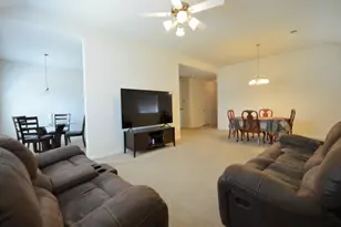 2727 Lakecrest River Dr, Katy, TX 77493 - Photo 2