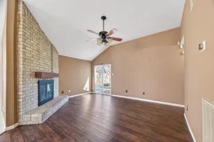 3109 Deer Trail Dr, Alvin, TX 77511 - Photo 6