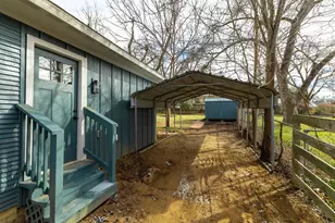 102 E Val Verde St, Brenham, TX 77833 - Photo 30