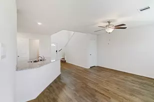 9458 Laiden Crk Trl, Conroe, TX 77303 - Photo 6