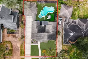 11914 Riverview Dr, Houston, TX 77077 - Photo 2