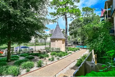 4515 Briar Hollow Place Drive #112, Houston, TX 77027 - Photo 20
