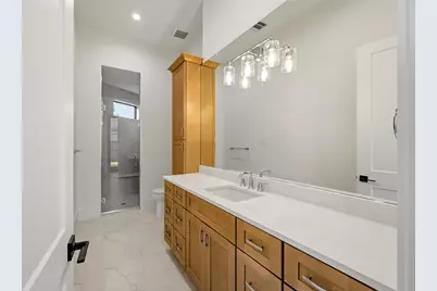 7907 S Villa Circle, Hilshire Village, TX 77055 - Photo 12